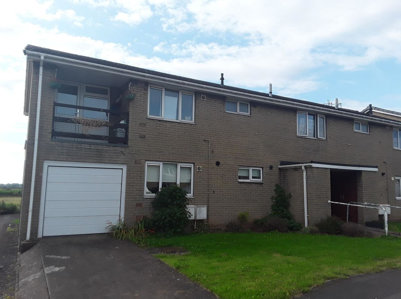 St Leger Property Details